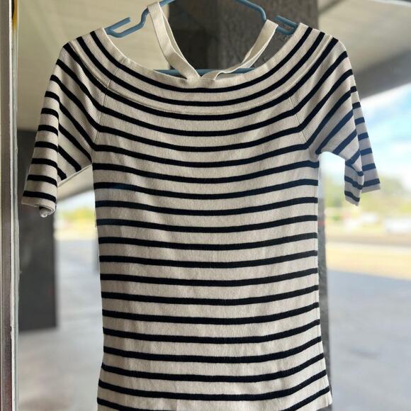 Y2k express black and white off the shoulder top - Picture 3 of 4